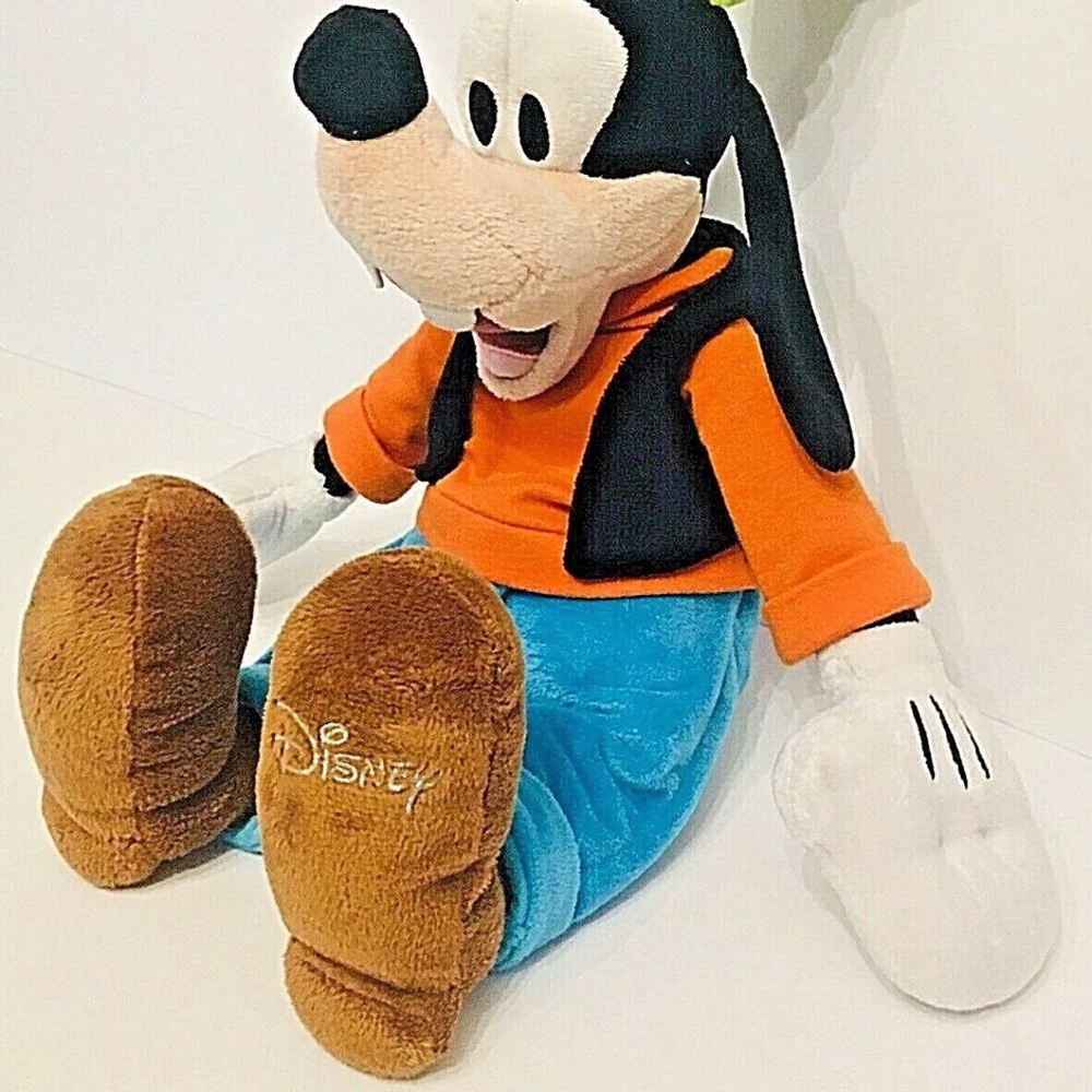 Disney Store Goofy Plush Stuffed Toy Classic Outfit Character Doll Hat 18” - Picture 12 of 16